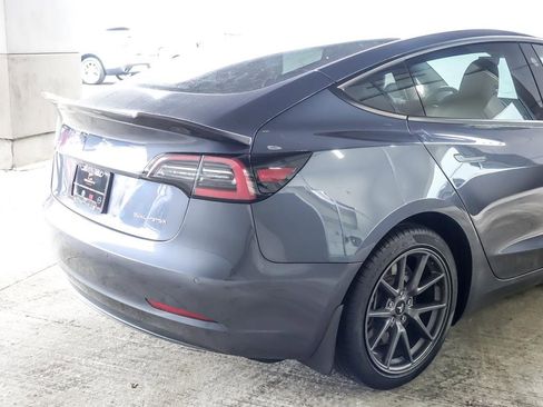 Used 2022 Tesla Model 3 Long Range image 7