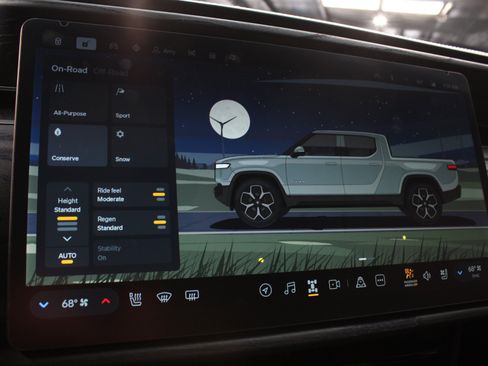 Used 2022 Rivian R1T Adventure AWD/4WD image 81