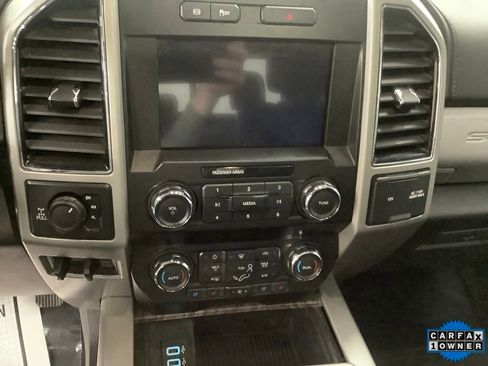 Used 2019 Ford F250 Lariat w/ Lariat Ultimate Package image 16