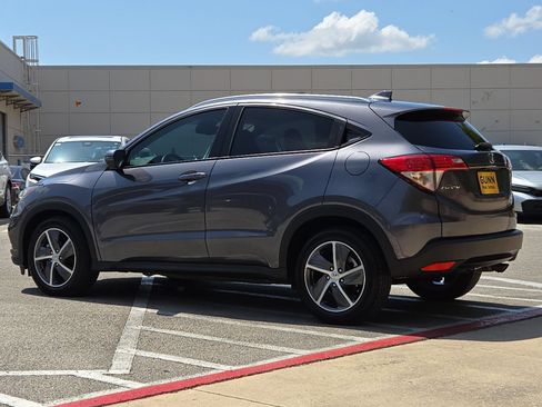 Used 2021 Honda HR-V EX-L image 5