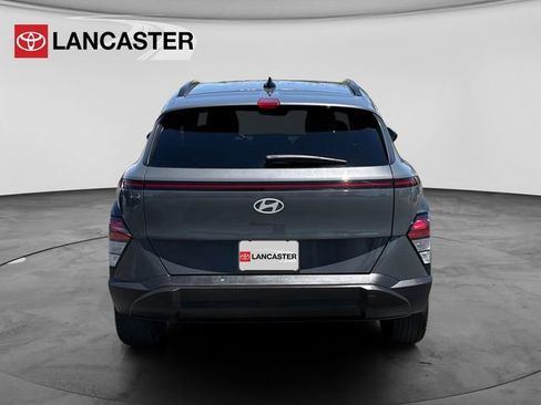 Used 2025 Hyundai Kona SEL FWD image 6