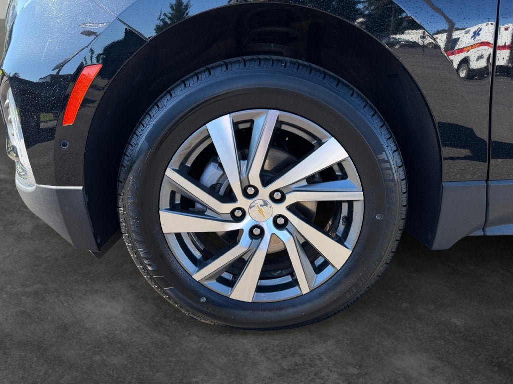 Certified 2024 Chevrolet Equinox Premier AWD/4WD image 4