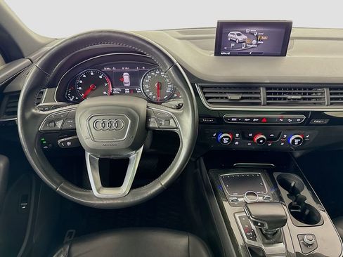 Used 2019 Audi Q7 3.0T Premium w/ Cold Weather Package image 22