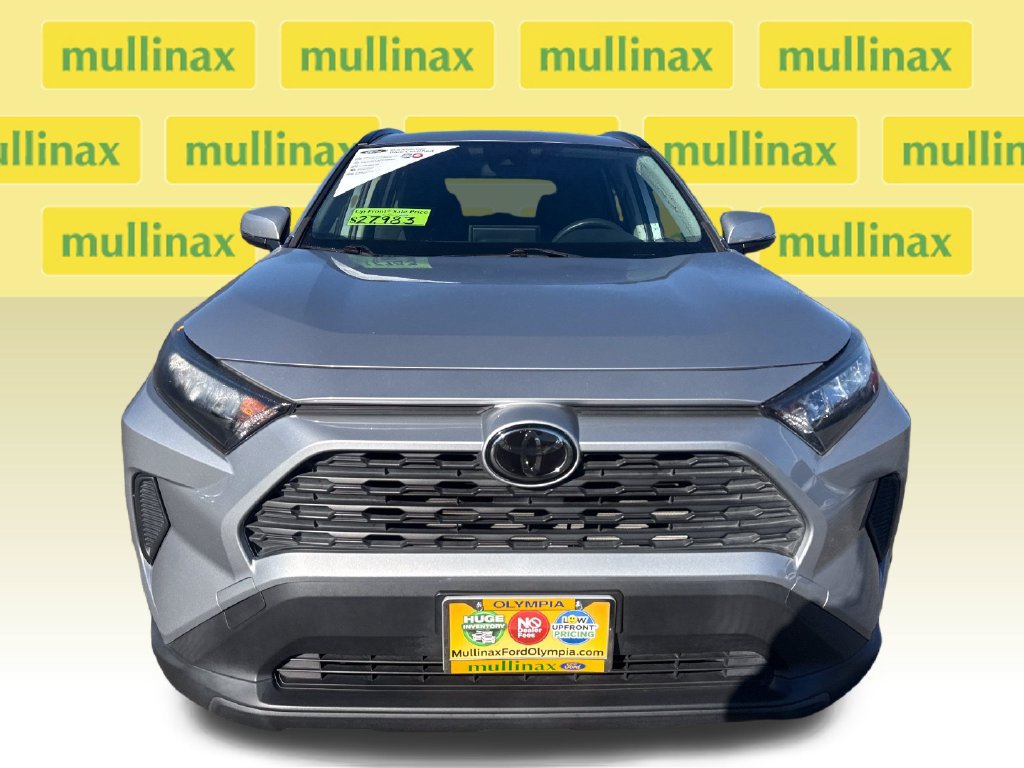 Used 2019 Toyota RAV4 LE w/ All Weather Liner Package AWD/4WD image 16