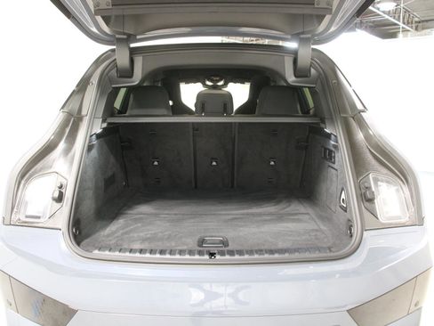 Used 2022 BMW iX xDrive50 w/ Premium Package image 29