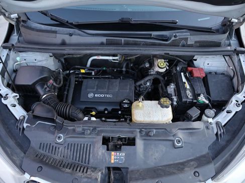 Used 2018 Buick Encore Preferred image 27