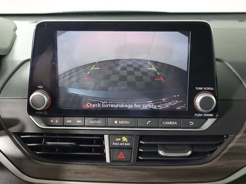 Used 2024 Nissan Altima 2.5 SV image 38