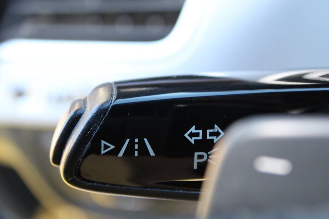 Used 2011 Audi A8 4.2 AWD/4WD image 31
