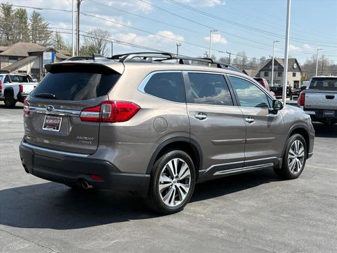 Used 2022 Subaru Ascent Touring w/ Popular Package #2A image 3