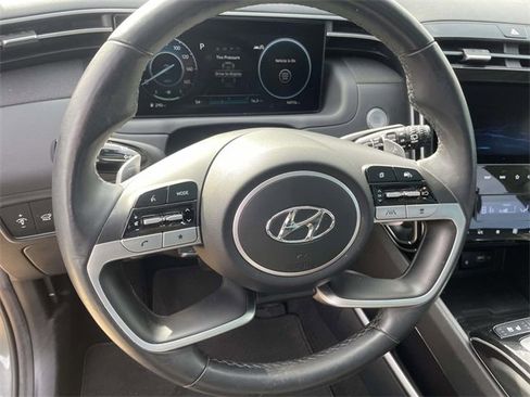 Used 2022 Hyundai Tucson Limited image 13