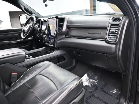 Used 2023 RAM 2500 Limited AWD/4WD image 54