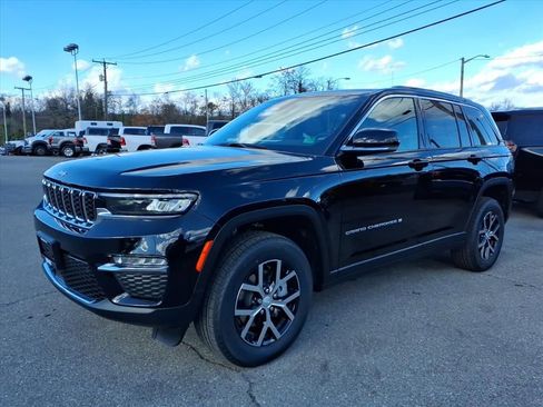 New 2025 Jeep Grand Cherokee Limited image 8