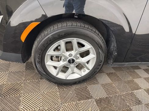 Used 2024 Kia Soul LX w/ Option Group 015 image 31