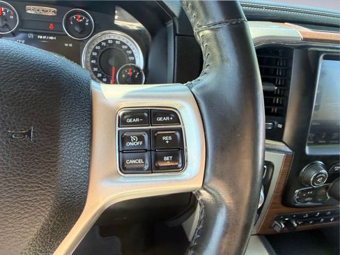 Used 2015 RAM 1500 Laramie w/ Convenience Group AWD/4WD image 29