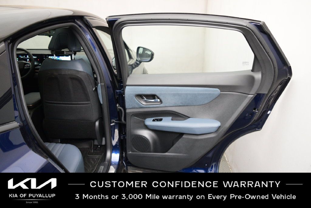 Used 2023 Nissan Ariya AWD/4WD image 14