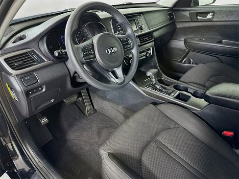 Used 2016 Kia Optima LX image 16
