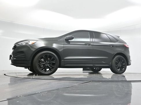 Used 2022 Ford Edge SE w/ Black Appearance Package AWD/4WD image 52