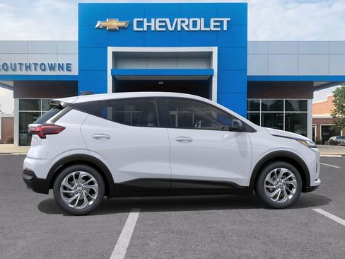New 2027 Chevrolet Bolt LT image 29