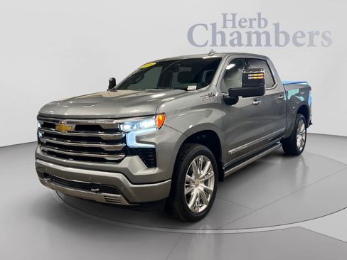 Used 2026 Chevrolet Silverado 1500 High Country w/ High Country Premium Package AWD/4WD image 4