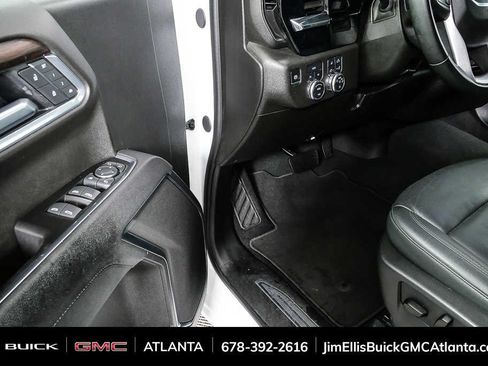 Used 2025 GMC Sierra 1500 SLT AWD/4WD image 7