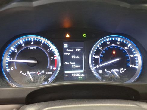 Used 2018 Toyota Highlander Limited V6 w/ 3rd Row AWD/4WD image 12