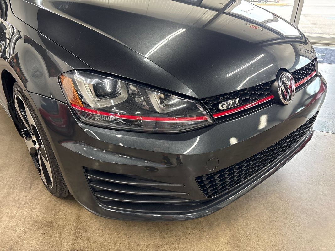 Used 2016 Volkswagen GTI SE w/ Lighting Package (SEL) FWD image 19