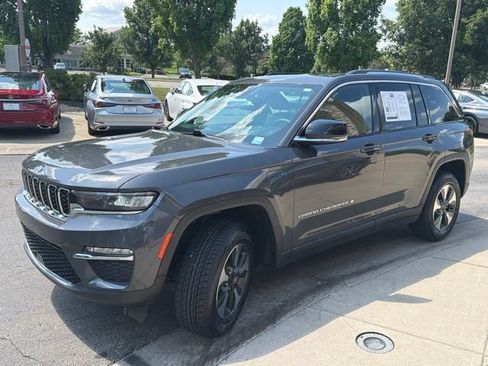 Used 2022 Jeep Grand Cherokee Limited 4xe AWD/4WD image 3