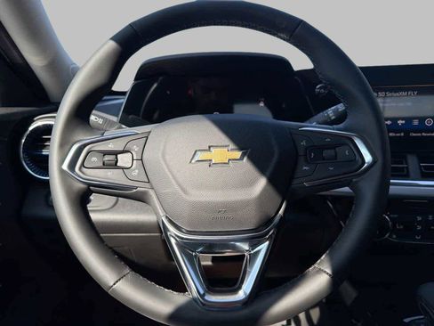 New 2026 Chevrolet Trax LT w/ Driver Confidence Package image 27