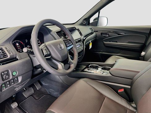 New 2026 Honda Ridgeline Black Edition image 11