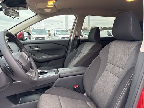 Certified 2026 Nissan Rogue SV image 9