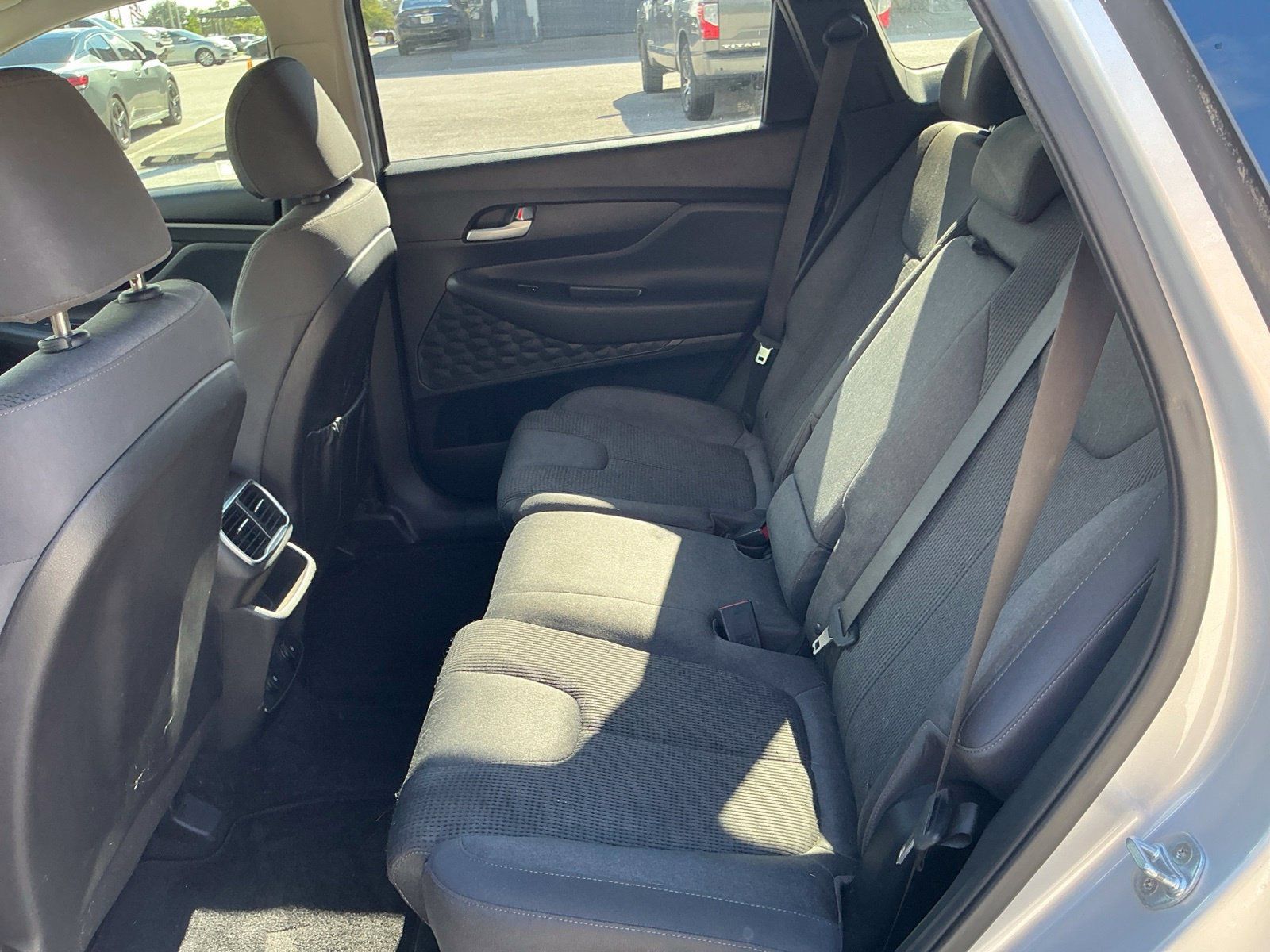 Used 2019 Hyundai Santa Fe SE FWD image 12