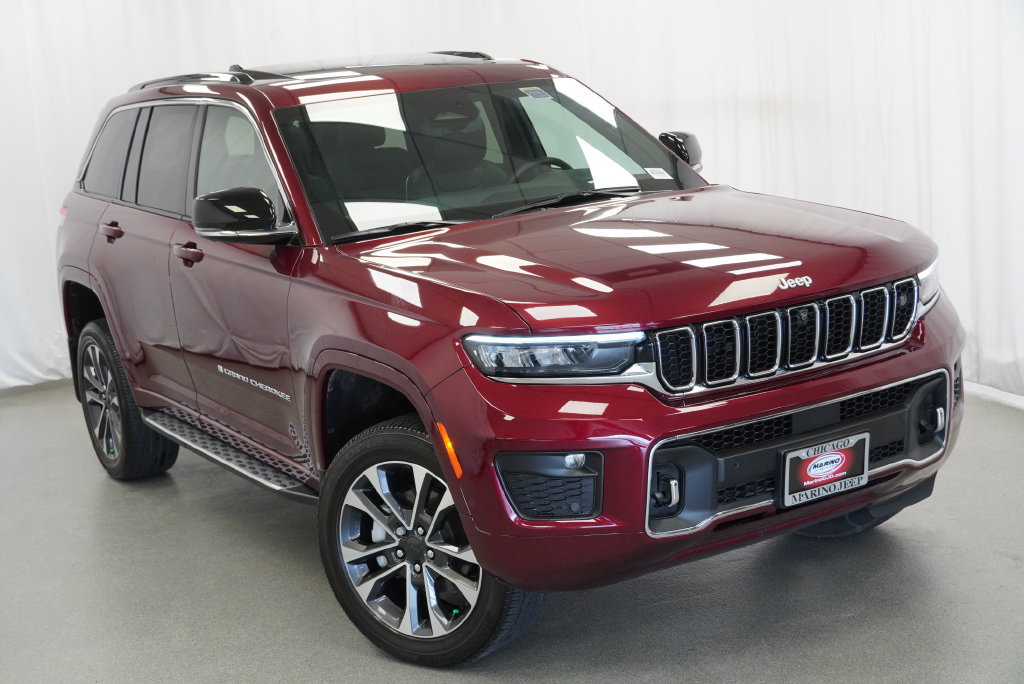 Certified 2025 Jeep Grand Cherokee Overland w/ Adv Protech Group III AWD/4WD image 16