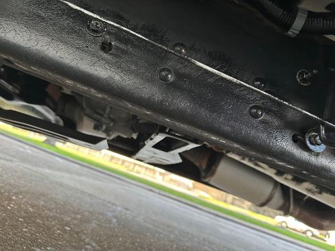 Used 2007 GMC Sierra 2500 SLE w/ Z71 Off-Road Package image 46