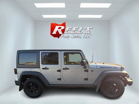 Used 2016 Jeep Wrangler Unlimited Sport AWD/4WD image 27
