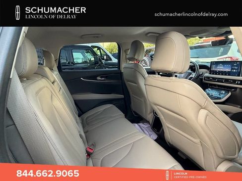 Used 2023 Lincoln Nautilus FWD w/ Premium Package image 15