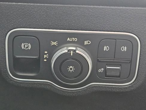 New 2026 Mercedes-Benz GLB 250 4MATIC image 25