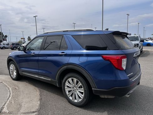 Used 2022 Ford Explorer Limited w/ Equipment Group 301A AWD/4WD image 4