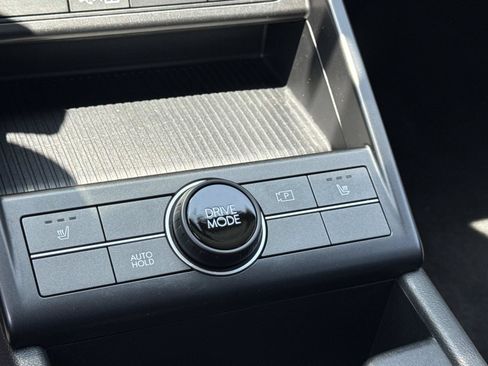 Certified 2024 Hyundai Kona SEL FWD image 26