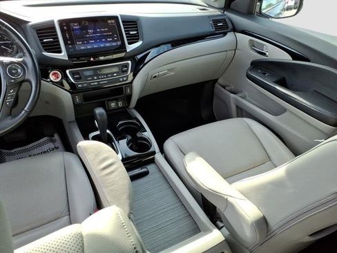 Used 2019 Honda Ridgeline RTL-E image 9