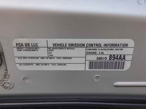 Used 2023 Dodge Charger SXT w/ Blacktop Package image 27