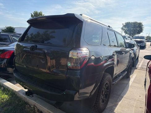Used 2024 Toyota 4Runner SR5 Premium w/ Moonroof Package AWD/4WD image 3