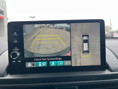 Used 2023 Honda Pilot Elite image 21