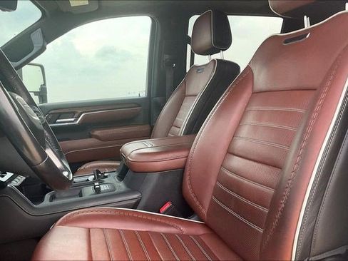 Used 2024 GMC Sierra 2500 Denali Ultimate image 31
