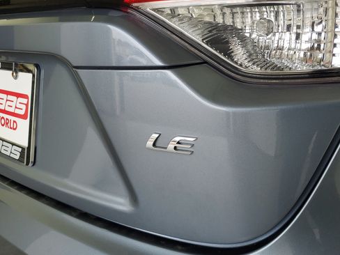 Used 2024 Toyota Corolla LE FWD image 8