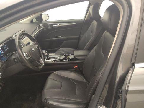 Used 2016 Ford Fusion Titanium AWD/4WD image 17