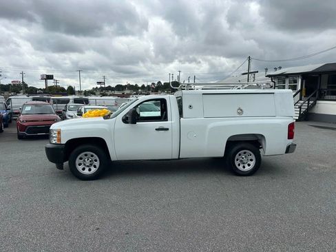 Used 2013 Chevrolet Silverado 1500 W/T image 2