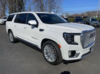 Used 2023 GMC Yukon XL Denali w/ Denali Reserve Package AWD/4WD video 3