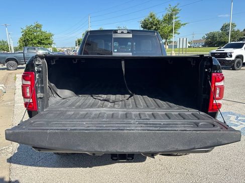 Used 2022 RAM 2500 Limited AWD/4WD image 4
