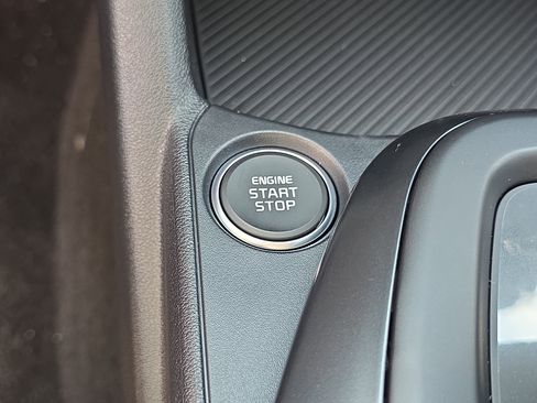 New 2025 Kia K4 LXS image 29