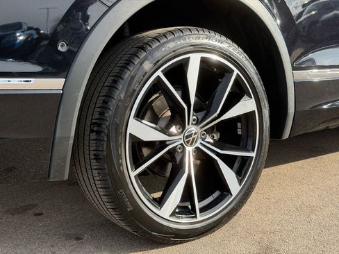 Used 2022 Volkswagen Tiguan SEL R-Line AWD/4WD image 23